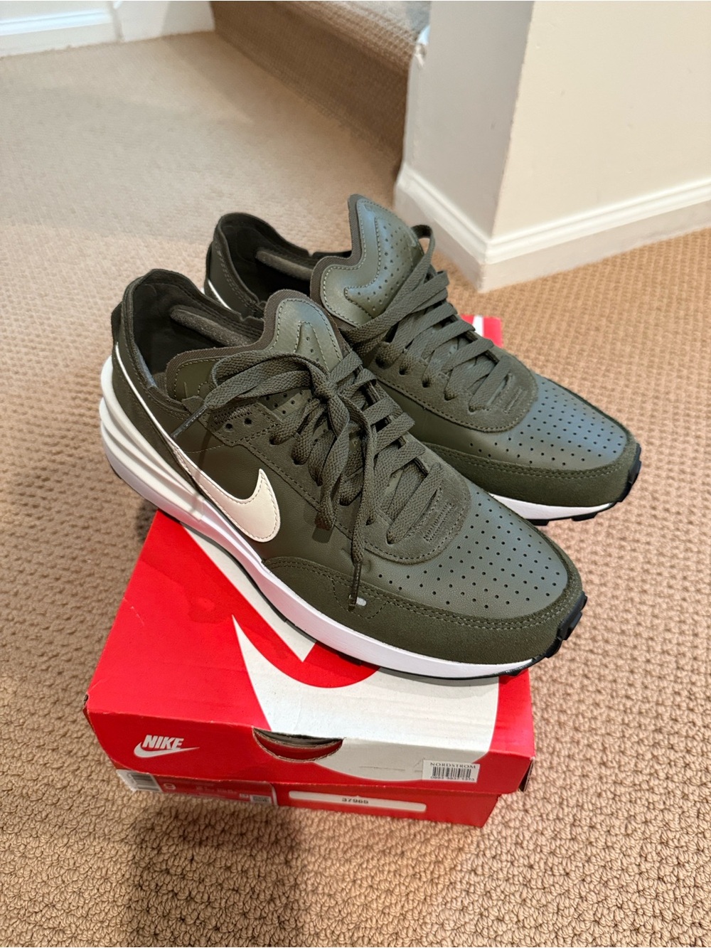 Nike Men’s Olive Green Sneakers with White Swoosh